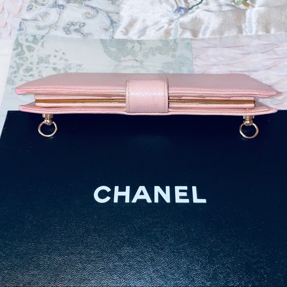 💔 CHANEL caviar skin wallet on a chain woc - Picture 10 of 15